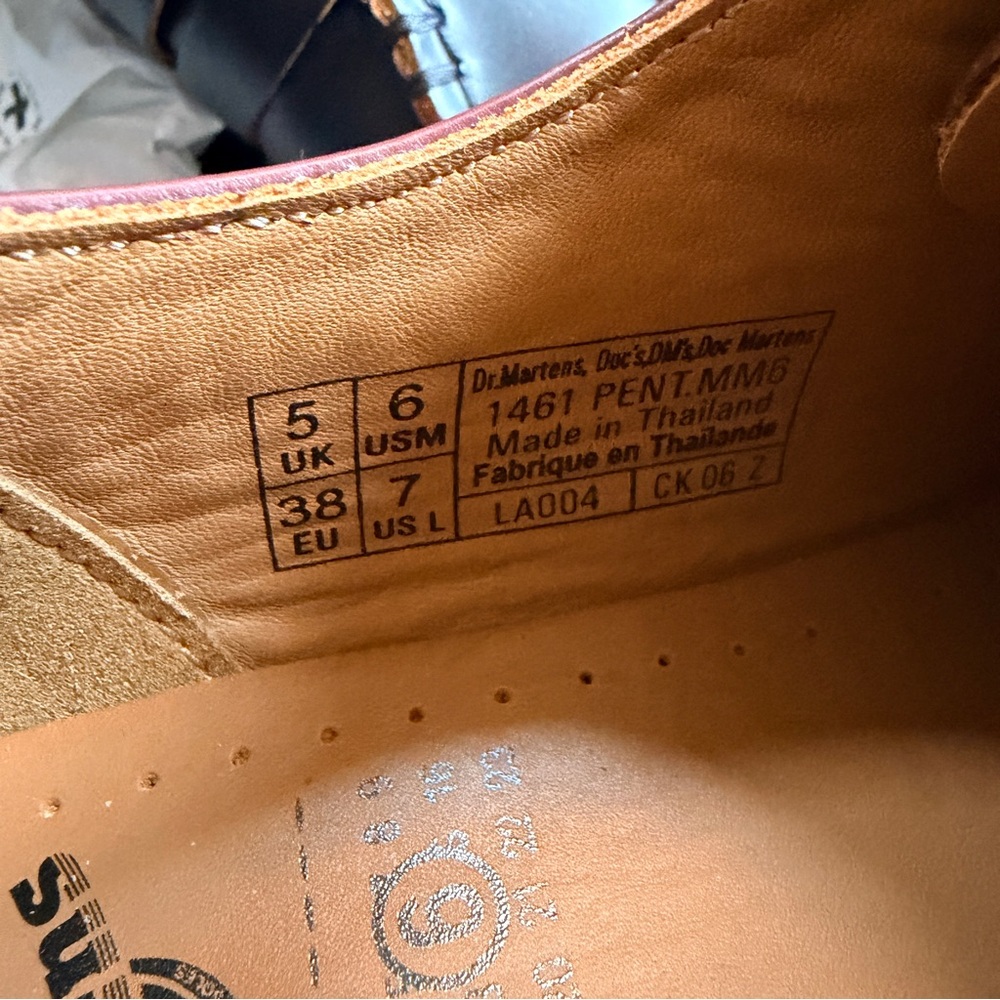 Dr. Martens x MM6 1461 - Picture 4 of 6